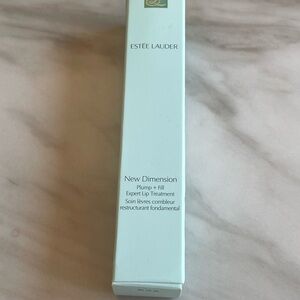 Estée Lauder NEW DIMENSIONS PLUMP & Fill Lip Treatment